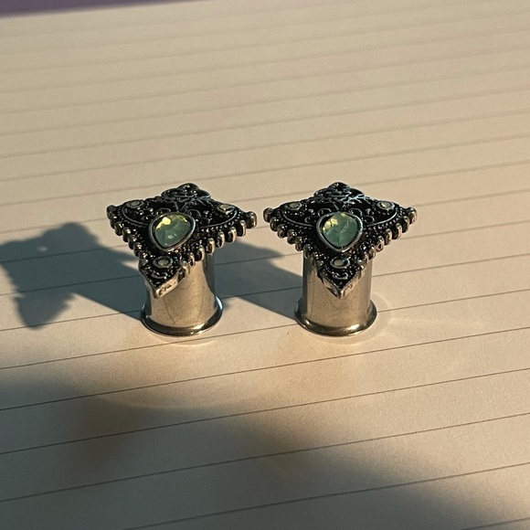 6mm/2G Green Opalite Teardrop Steel Tunnels - Picture 5 of 6